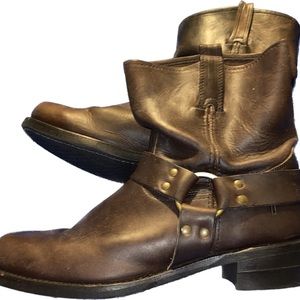 Frye Harness Boots 8r - size 13